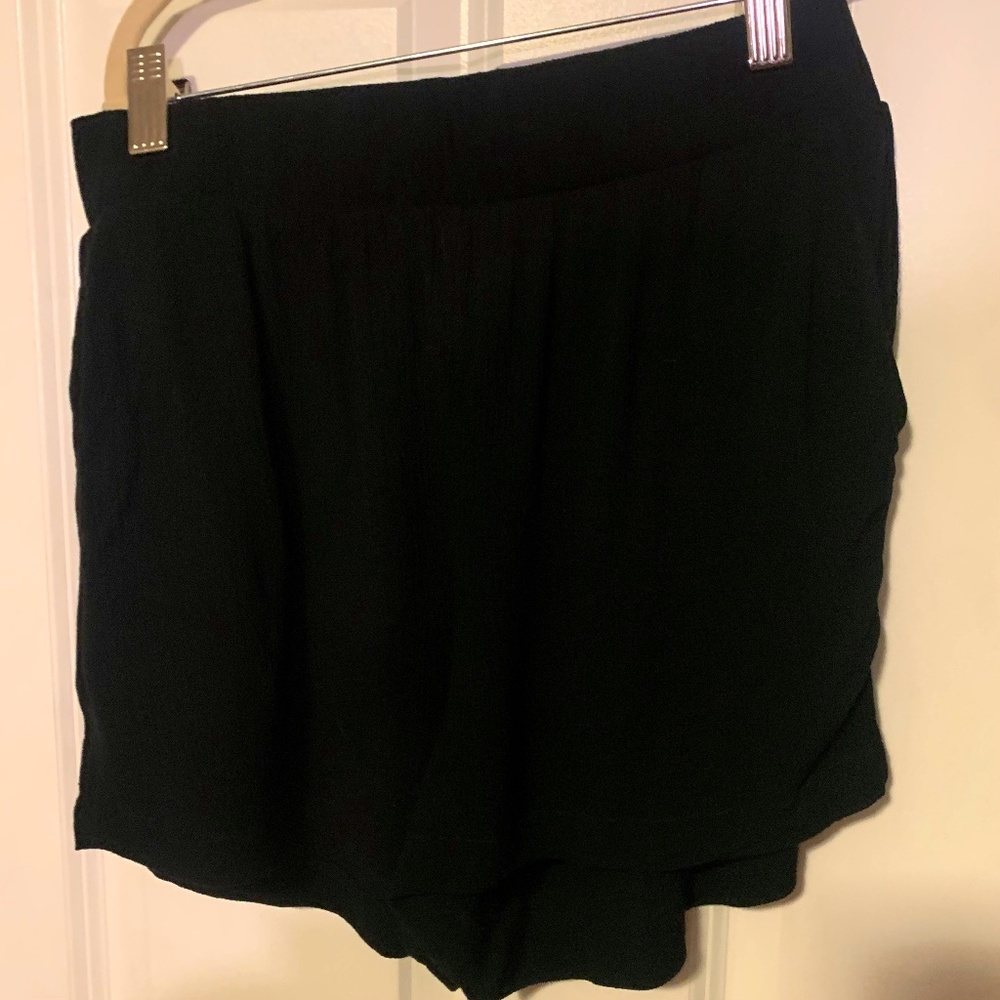 5 for $25 sale!! Abound Easy Shorts